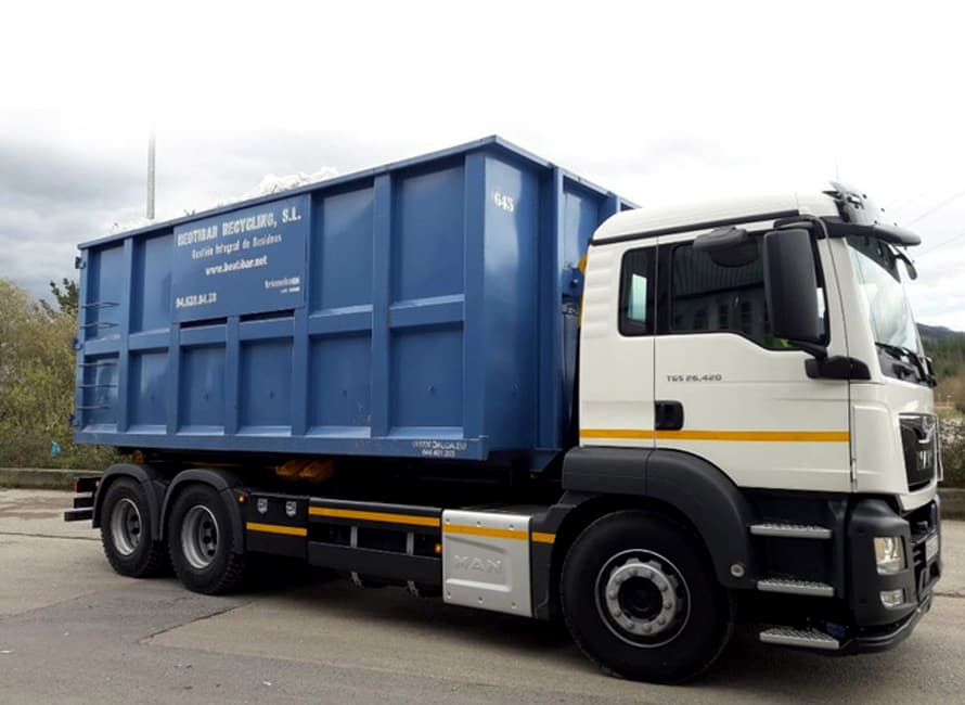 Camión Beotibar Recycling — servicio de gestión de residuos, Bizkaia